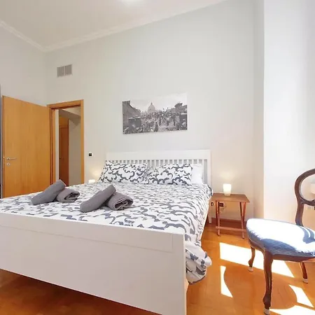 Embrace La Dolce Apartment